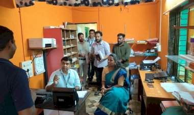 जिल्हाधिकारी तृप्ती धोडमिसे यांची आपले सरकार सेवा केंद्रांना भेट.....नागरिकांशी संवाद साधत प्रणालीतील अडचणींचा घेतला आढावा