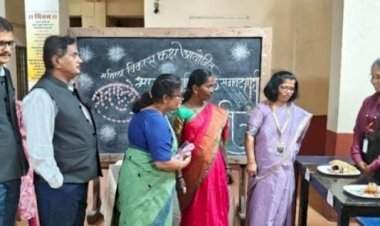 संत राऊळ महाराज महाविद्यालयात 'भाज्या व फळे सजावट स्पर्धा' उत्साहात