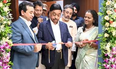खासदार नारायण राणे यांच्या हस्ते नूतनीकरण केलेल्या जिल्हाधिकारी दालनाचे लोकार्पण