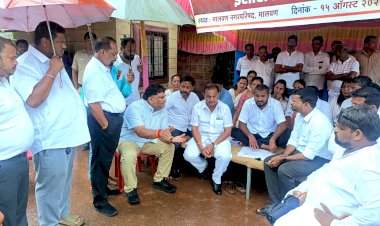 मालवणच्या नागरी समस्यांवर शिवसेनेचे उपोषण......मुख्याधिकाऱ्यांच्या लेखी आश्वासनानंतर उपोषण स्थगित