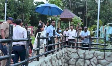 पालक सचिव विरेंद्र सिंह यांची वेंगुर्ला तालुक्यात विविध ठिकाणी पाहणी.....लोकसहभागातून झालेल्या जलसंधारण कामांचे कौतुक