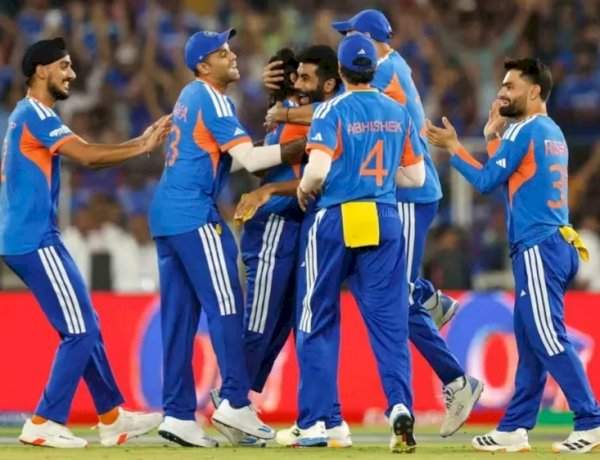 टीम इंडिया सलग दुसऱ्यांदा टी-२० वर्ल्ड चॅम्पियन....न्यूझीलंडचा ९६ धावांनी धुव्वा उडवत सूर्यासेनेची ऐतिहासिक कामगिरी