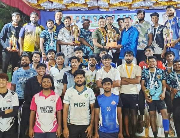 कोकण समृद्धी महोत्सवाच्या व्हॉलीबॉल स्पर्धेत मुरगुड कोल्हापूरचा डंका!