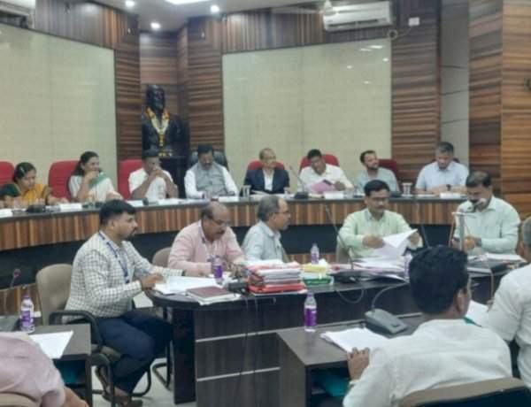 सिंधुदुर्ग जिल्हा परिषदेची पहिली सभा संपन्न....चार वर्षांचा बॅकलॉग भरून काढणार - अध्यक्ष प्रमोद कामत
