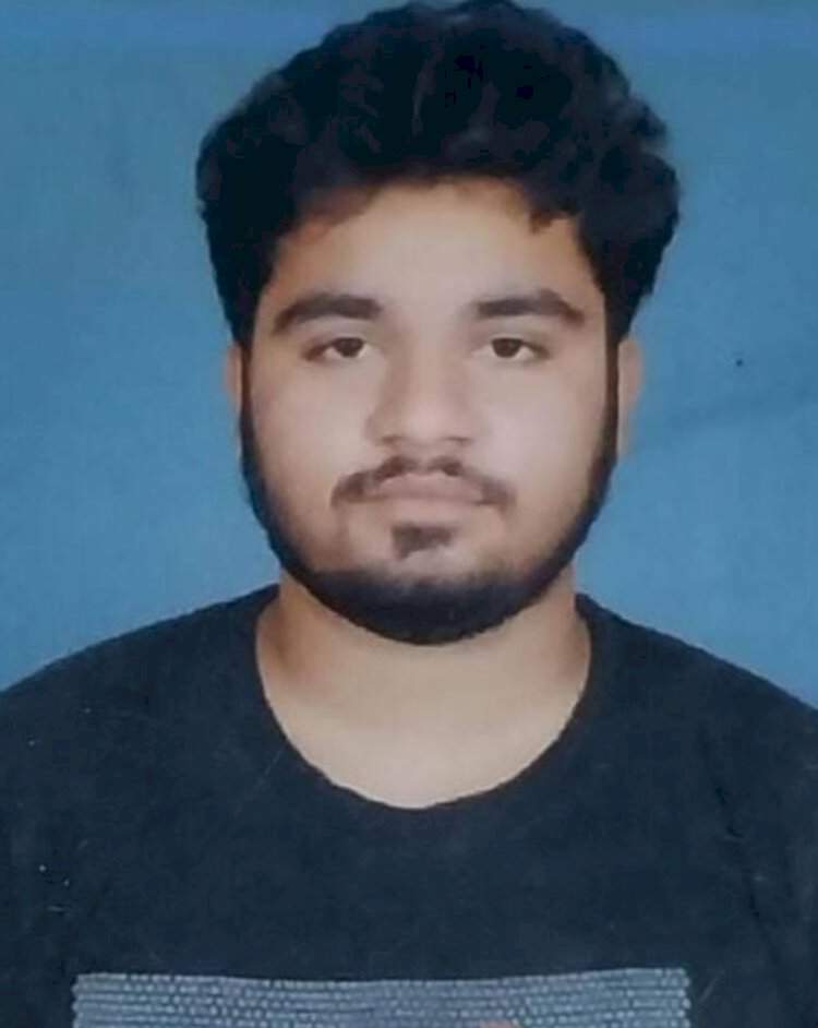 वेंगुर्ला येथील सेंटलुक्स हॉस्पीटल कंम्पाउंड मधील विहीरीत आढळला युवकाचा मृतदेह.