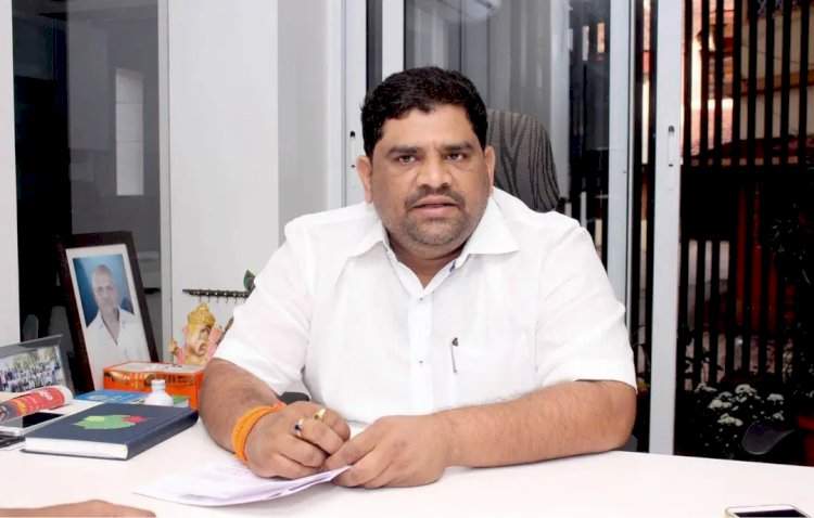 नागरिकांच्या समस्या सोडविण्यासाठी आ. वैभव नाईक उद्या जिल्हाधिकारी कार्यालयात.  नागरिकांनी कामे, प्रश्न, समस्या असल्यास उपस्थित राहण्याचे आवाहन.