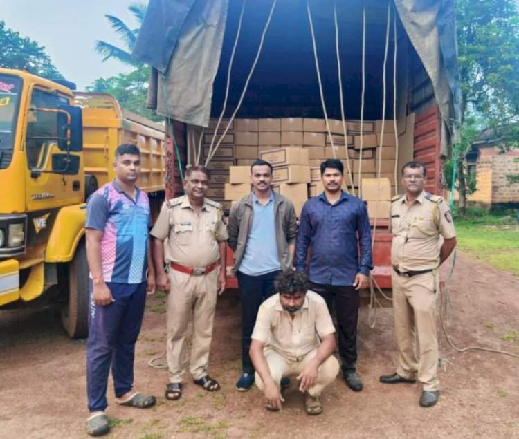 गोवा बनावटीच्या बेकायदा दारु वाहतूकीवर बांदा पोलिसांची मोठी कारवाई ; एकूण ३६ लाखांचा मुद्देमाल जप्त.
