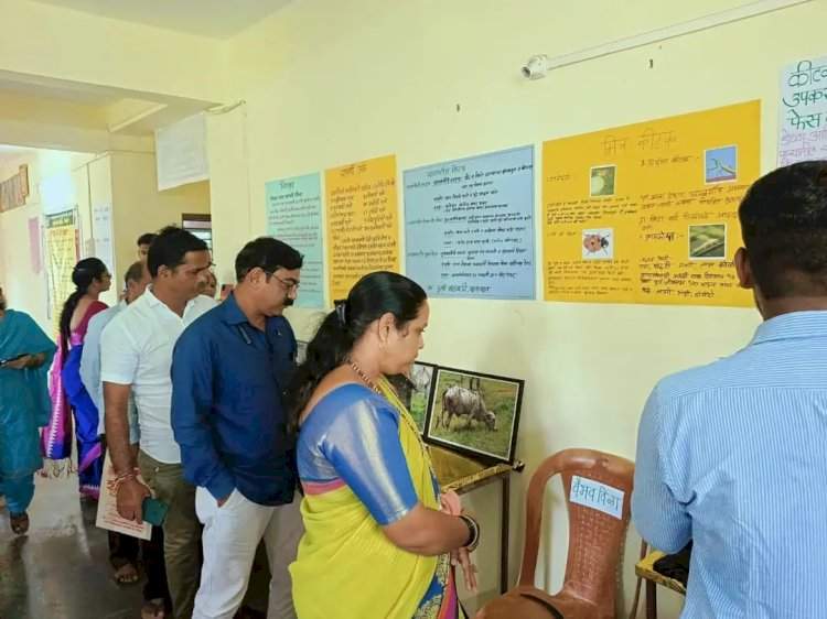 माणगाव ग्रामपंचायत येथे आयोजित सेंद्रिय शेतीपर माहिती केंद्राला शेतकऱ्यांचा उत्स्फूर्त प्रतिसाद.