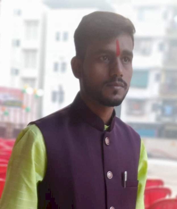 समाजाच्या हितासाठी नव्हे, तर स्वार्थासाठी आमदार गोपीचंद पडळकर कोकणात : सुशांत शेळके.