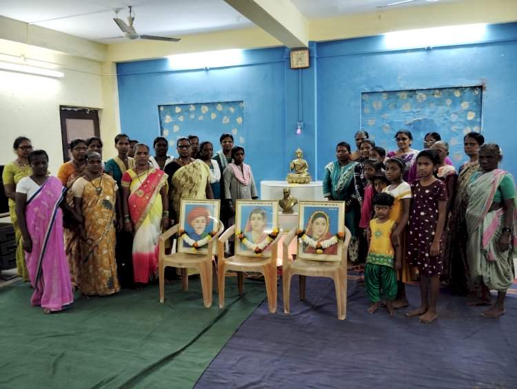 वेंगुर्ला आनंदवाडी येथे मनुस्मृती दहन व महिला मुक्ती दिन साजरा.