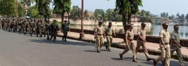 सावंतवाडी येथे लोकसभा निवडणुकीच्या पार्श्वभूमीवर रायफल सुरक्षा दलाचे संचलन.