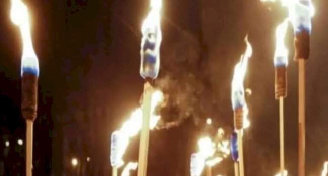 रत्नागिरीत महाविकास आघाडीची 'मशाल रॅली'.