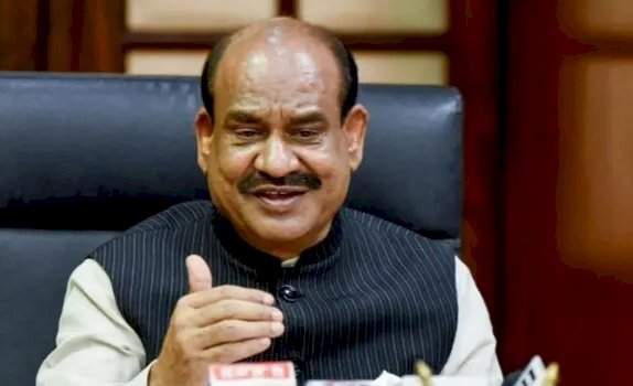 लोकसभा अध्यक्षपदी ओम बिर्ला यांची निवड.