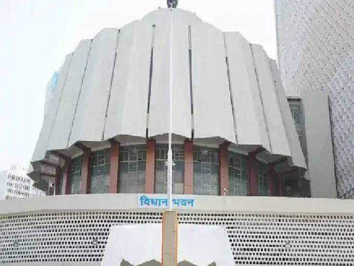 विधानपरिषद निवडणुकीत ११ जागांसाठी १२ उमेदवार रिंगणात.