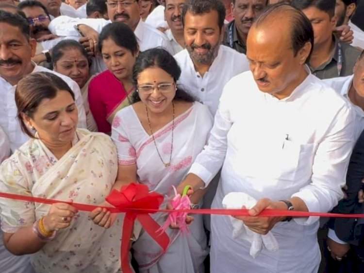 नागरिकांची वाहतूक कोंडीतून सुटका करण्यासाठी प्रयत्नशील : उपमुख्यमंत्री अजित पवार.  उपमुख्यमंत्री पवार यांच्या हस्ते पुणे येथे सिंहगड रस्त्यावरील उड्डाणपुलाचे लोकार्पण.