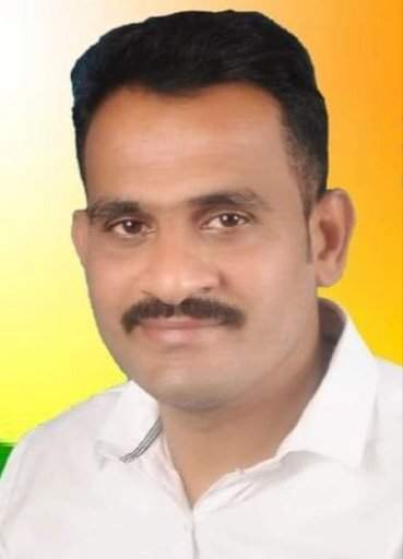 वेंगुर्ला तालुक्यातील विविध प्रश्न जनता दरबारात मार्गी : कमलेश गावडे.