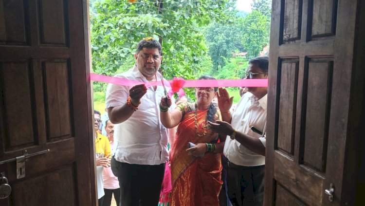 गोळवण वरची गावडेवाडी येथील सभागृहाचे आमदार वैभव नाईक यांच्या हस्ते लोकार्पण