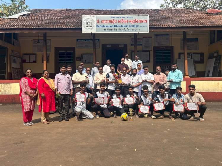 मुंबई विद्यापीठ हॉलीबॉल स्पर्धेत खर्डेकर महाविद्यालयाचे यश