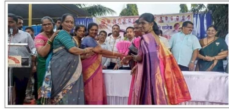 आमदार नितेश राणे यांचा दोडामार्ग मध्ये भव्य सत्कार.