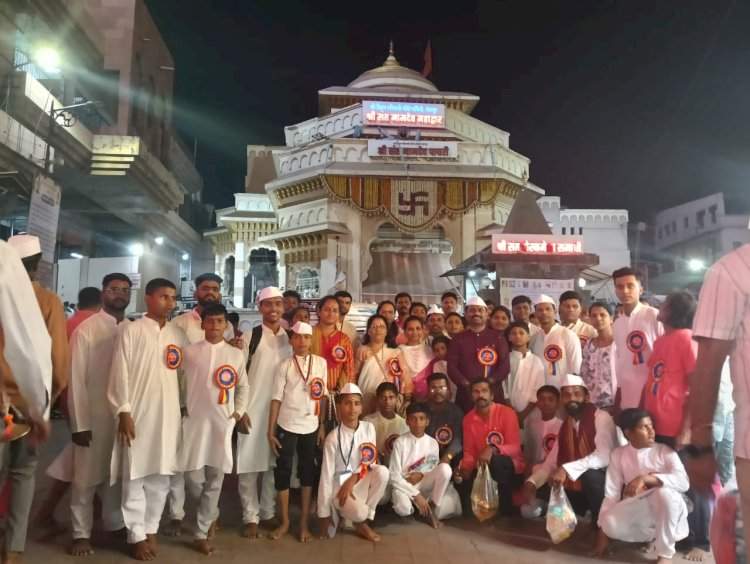 सिंधुदुर्गातील पखवाज वादकांनी पंढरपूर आणि अक्कलकोट येथे सादर केला भक्तीपूर्ण संगीत कार्यक्रम