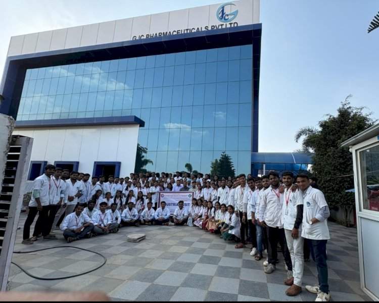 विजयराव नाईक कॉलेज ऑफ फार्मसी यांची जी.जे.सी  फार्मास्युटिकल इंडस्ट्री येथे व्हिजिट