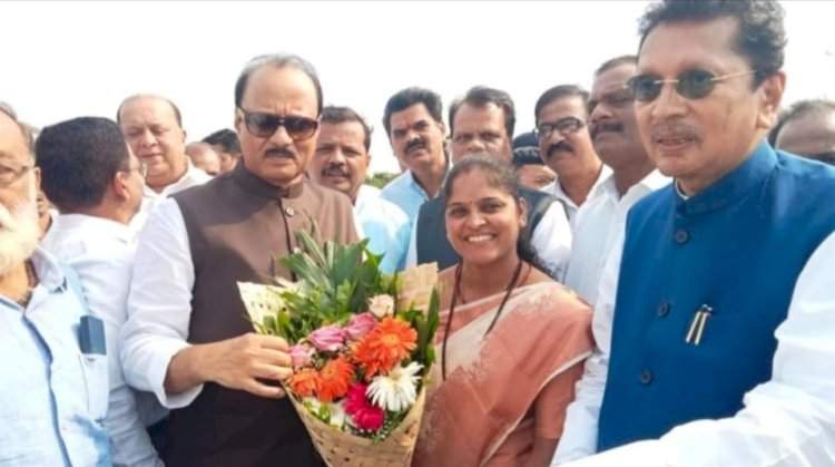 उपमुख्यमंत्री अजित पवार यांचे आंबोलीत स्वागत