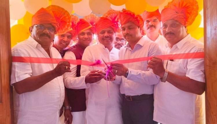 दोडामार्ग घोटगेवाडी येथील नूतन ग्रामपंचायत आणि जि. प. दवाखान्याचे शानदार उद्घाटन