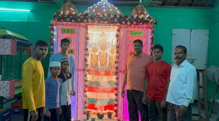 हिंदू मुस्लिम एकतेचे प्रतीक असलेल्या सावंतवाडीतील पीर उत्सवाला सुरुवात