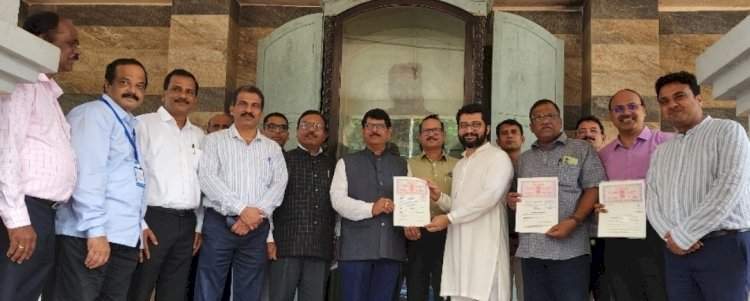 आता मुंबई विद्यापीठाच्या दोन पदव्या एकाच वेळी घेता येणार