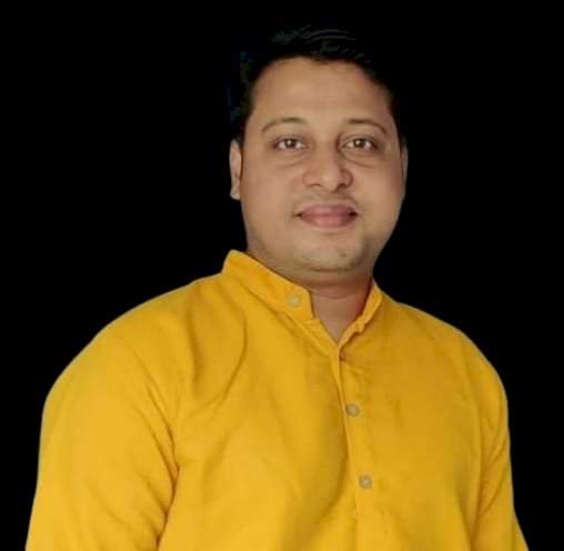 सत्यवान रेडकर यांच्या माध्यमातून मोफत स्पर्धा परीक्षा मार्गदर्शन