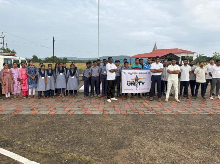 'रन फॉर युनिटी' एकतेच्या धाग्यात गुंफली निवतीची दौड