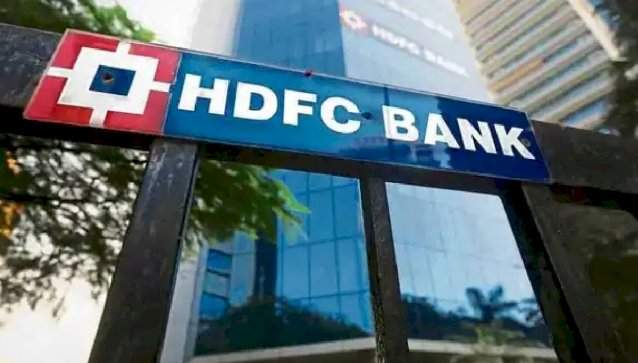 देशातील सर्वात मोठी प्रायव्हेट बँक असलेल्या एचडीएफसी बँकेच्या शेअर्समध्ये मोठी घसरण