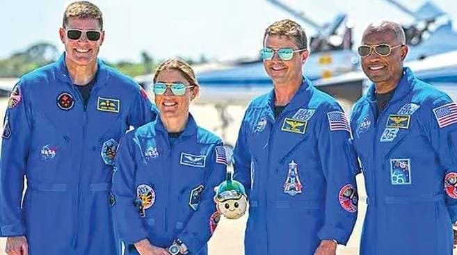 आर्टेमिस-2 मोहिमेतील अंतराळवीरांसाठी स्पेस मेनू 189 पदार्थांची मेजवानी; 5 प्रकारचे हॉट सॉस आणि बरंच काही 