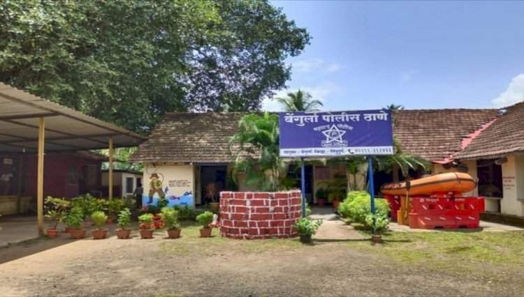 आमिष दाखवून सलून व्यावसायिकाला पाच लाखांचा गंडा......वेंगुर्ले तालुक्यातील मठ कुडाळतीठा येथील घटना