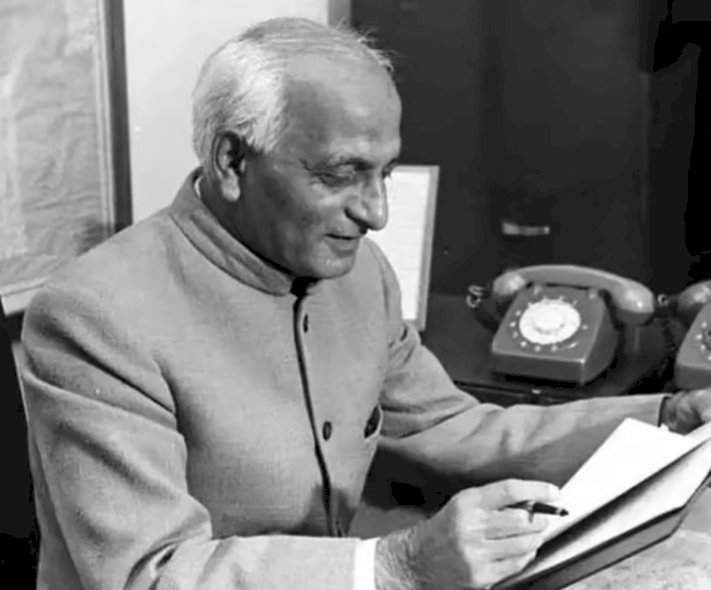 सावंतवाडी रेल्वे स्थानकाला ‘लोकमान्य मधु दंडवते रेल्वे टर्मिनस’ नाव देण्यास मंजुरी