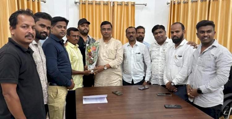 मनसे अध्यक्ष राज ठाकरे यांचा वाढदिवस सामाजिक उपक्रमांनी साजरा करा......मनसे नेते शिरीष सावंत यांचे आवाहन