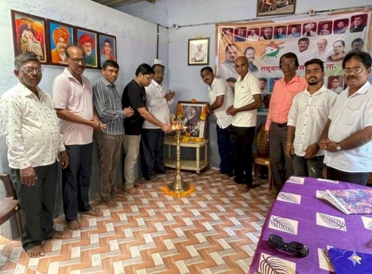 वेंगुर्ला राष्ट्रवादी काँग्रेस पार्टीच्या वतीने झाशीची राणी लक्ष्मीबाई पुण्यतिथी साजरी