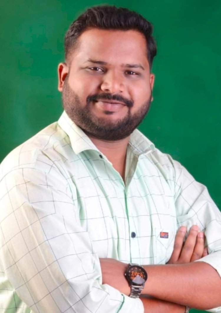 सावंतवाडी शहरातील खोदाई, पाणी-वीज समस्यांवरून ठाकरे सेनेचा नगरसेवकांना सवाल....आशिष सुभेदार यांचा  घागर मोर्चाचा इशारा