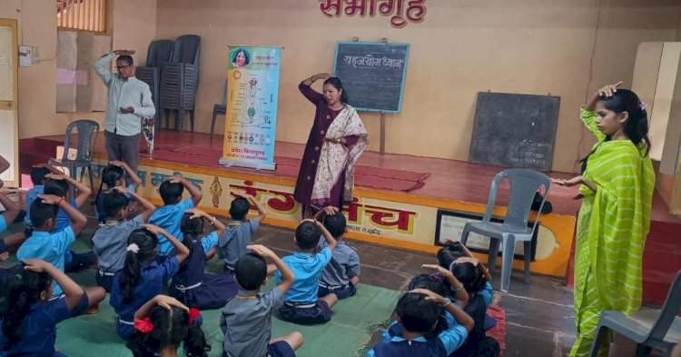 सहज योग वर्गाचे जि. प. पू. प्राथमिक शाळा धाकोरे नं १ मध्ये आयोजन 