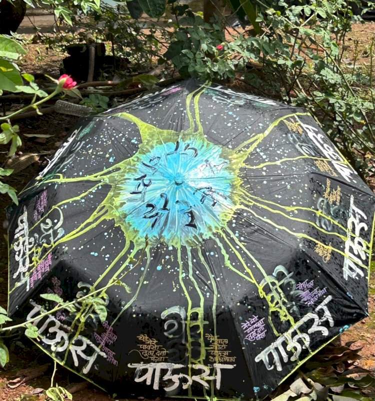 मदर क्विन्स स्कूलमध्ये अम्ब्रेला पेंटिंग कार्यशाळेला उत्स्फूर्त प्रतिसाद