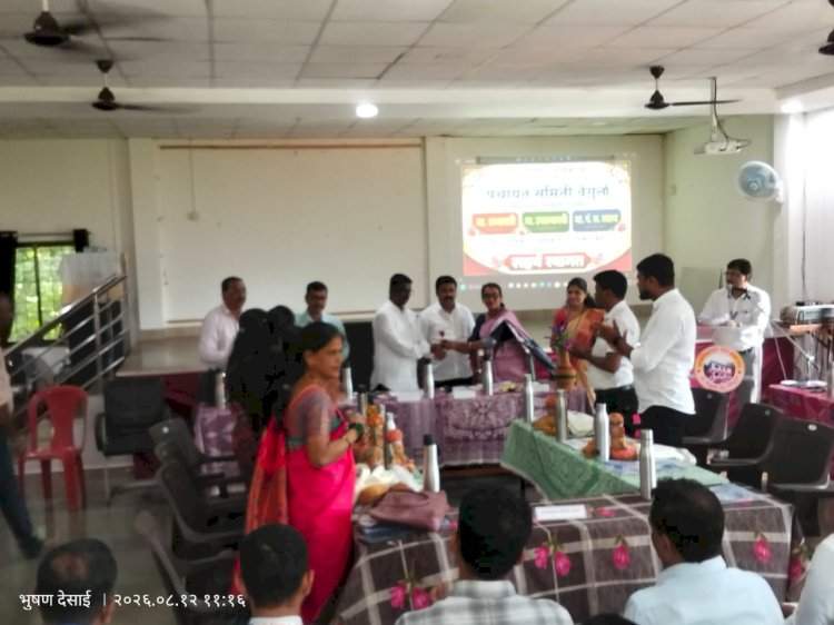 गणेशोत्सवापूर्वी सर्व विभागांनी विकासकामे पूर्ण करावीत : सभापती शंकर घारे 