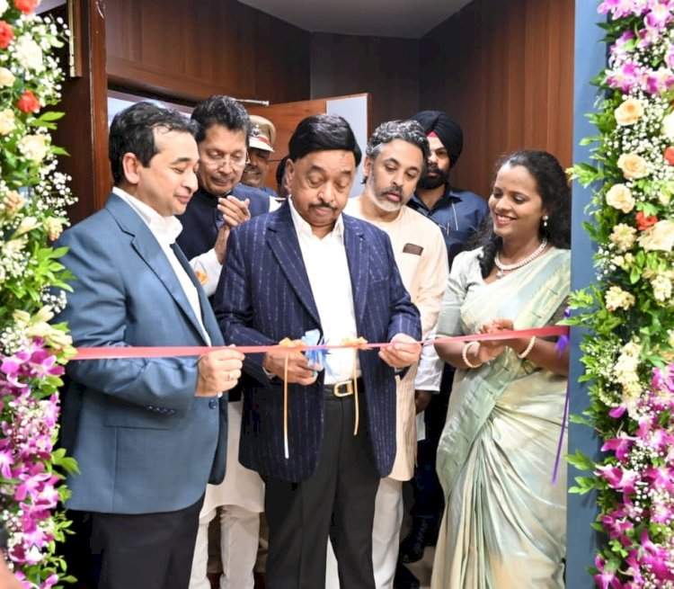 खासदार नारायण राणे यांच्या हस्ते नूतनीकरण केलेल्या जिल्हाधिकारी दालनाचे लोकार्पण