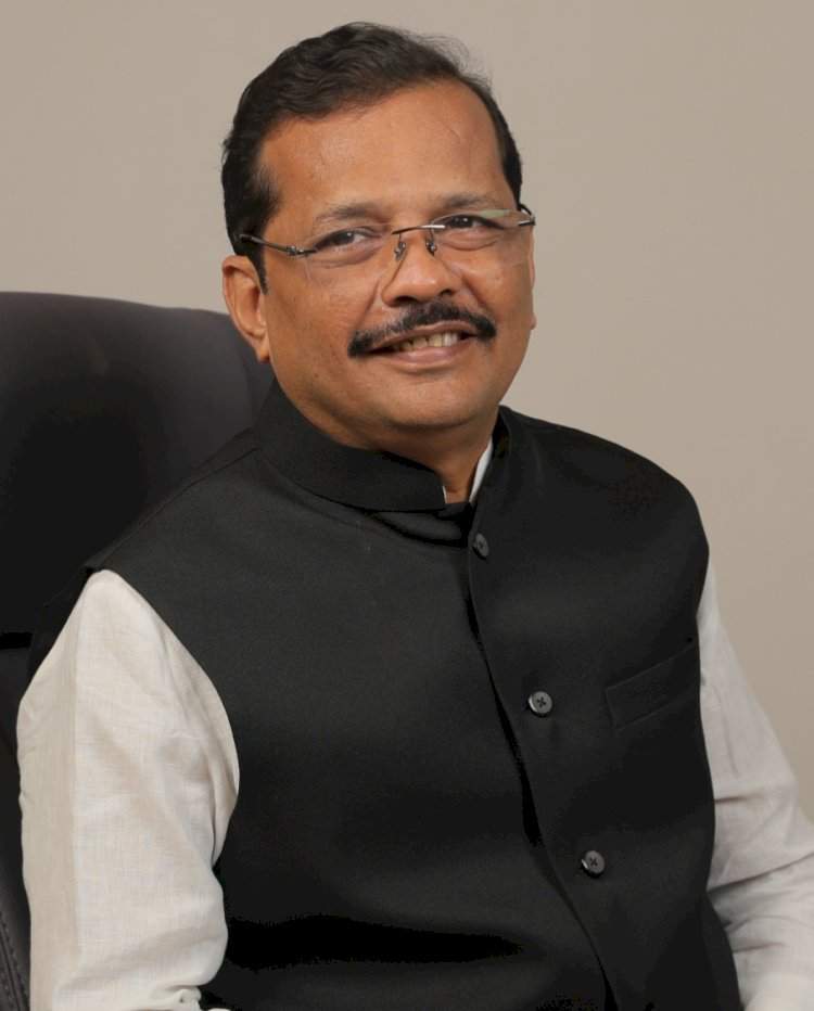 सह्याद्री फाउंडेशनच्या वतीने आज 'कृष्ण हनुमान युद्ध' दशावतार नाट्यप्रयोग......शिवसेना जिल्हाप्रमुख संजू परब यांच्या वाढदिवसाचे औचित्य