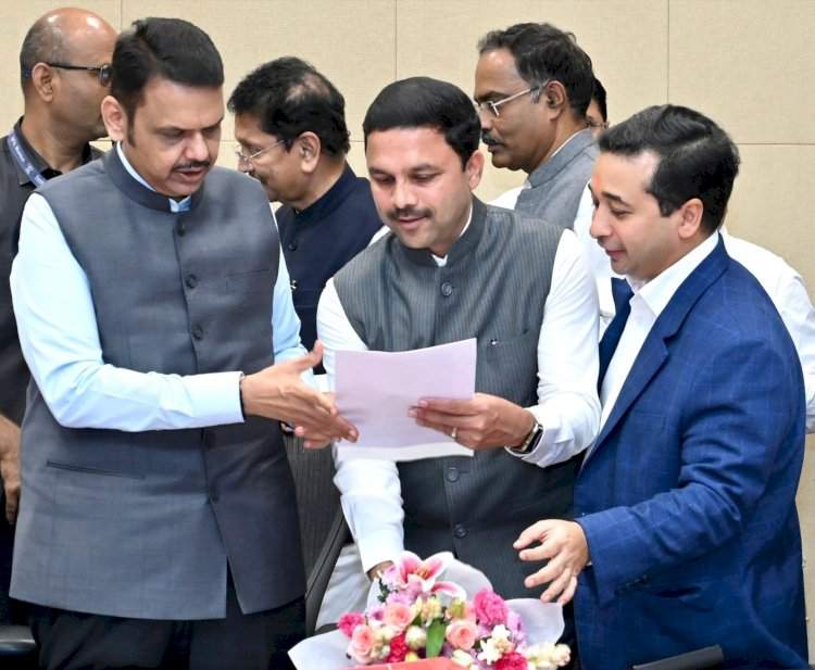 सिंधुदुर्ग जिल्ह्यातील शेतकऱ्यांची थकीत खावटी कर्जाची माफी व्हावी.....मनीष दळवी यांचे मुख्यमंत्र्यांना निवेदन