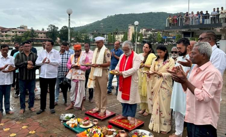 सावंतवाडीच्या मोती तलाव येथे पारंपरिक उत्साहात नारळी पौर्णिमा संपन्न