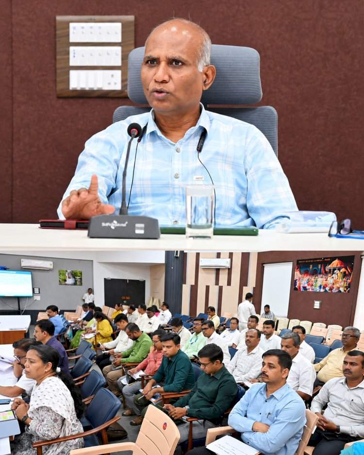 पात्र मतदार वगळला जाणार नाही याची दक्षता घ्या....गैरहजर व स्थलांतरित मतदारांच्या याद्यांची सखोल पडताळणी करा....मुख्य निवडणूक अधिकारी एस. चोक्कलिंगम यांचे जिल्हा प्रशासनाला निर्देश